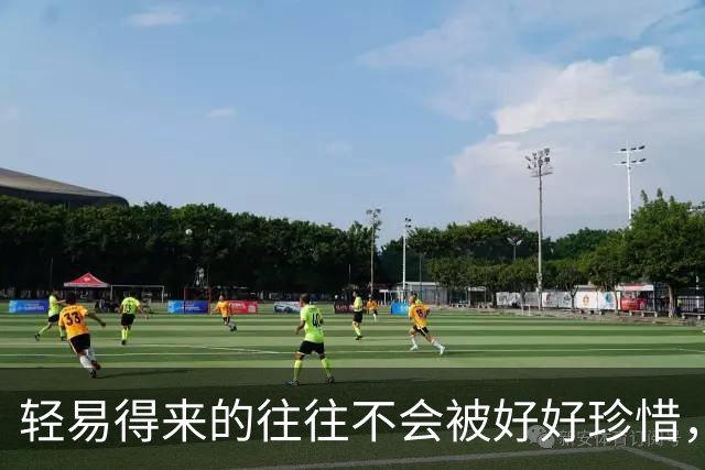 轻易得来的往往不会被好好珍惜，四川南充父亲掏三十万给儿子结婚，小两口五个月花光，互相指责后离婚。